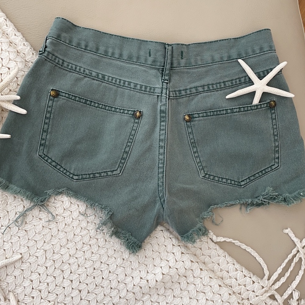 FREE PEOPLE SHORTS💖 HP💖 - Picture 3 of 5